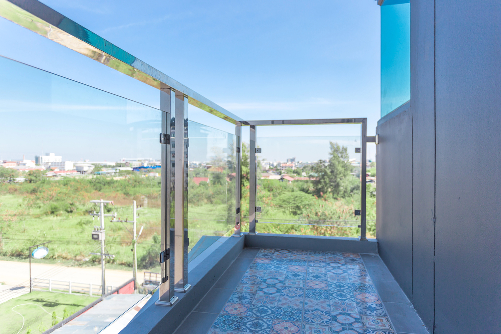 Parapetto in acciaio inox su balcone